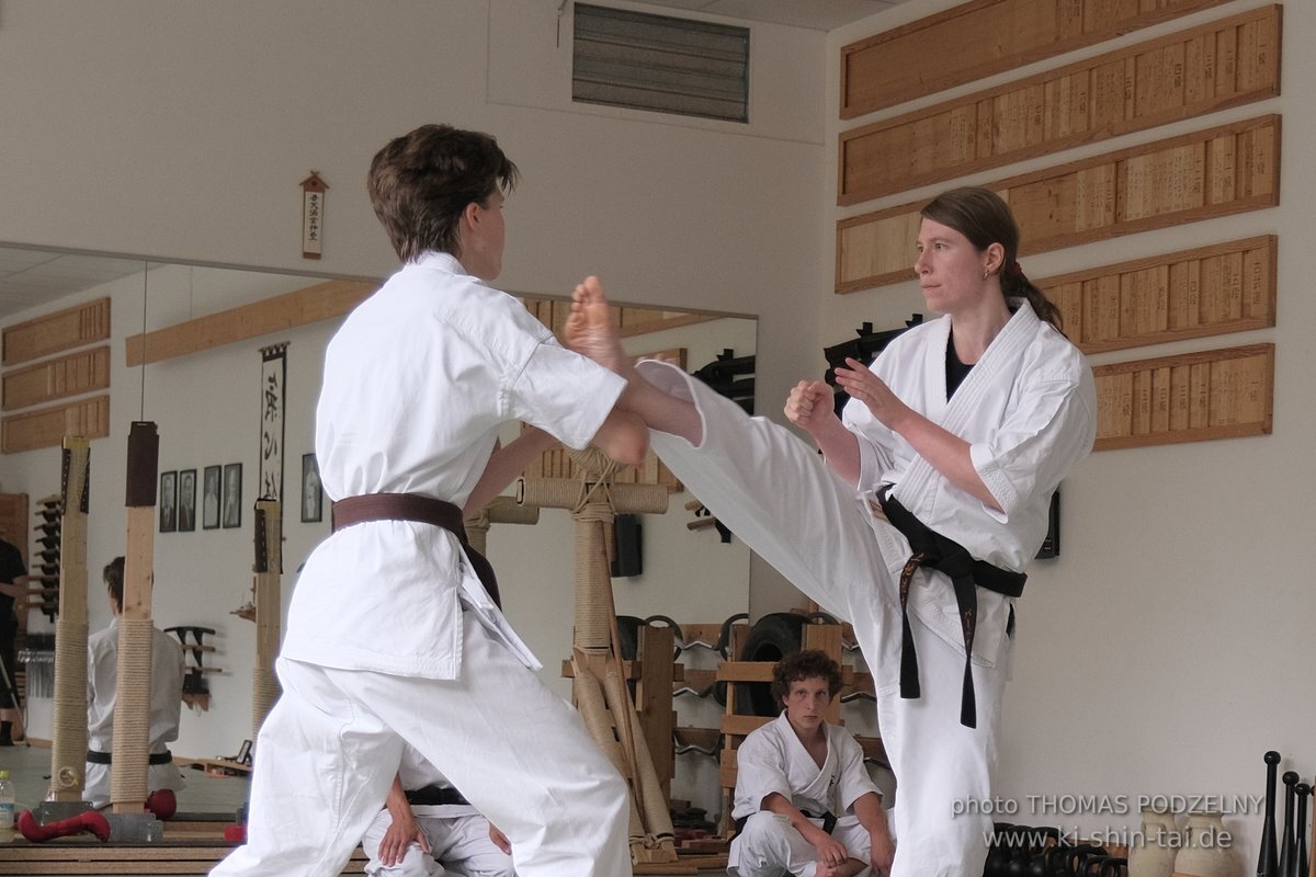 Karate und Kobudo Dan Prüfungen 24.07.2021 Oliver, Ramona, Maria