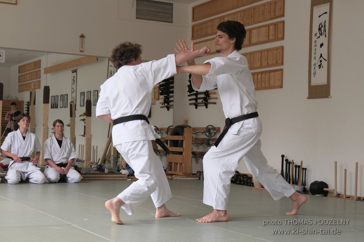 Karate und Kobudo Dan Prüfungen 24.07.2021 Oliver, Ramona, Maria