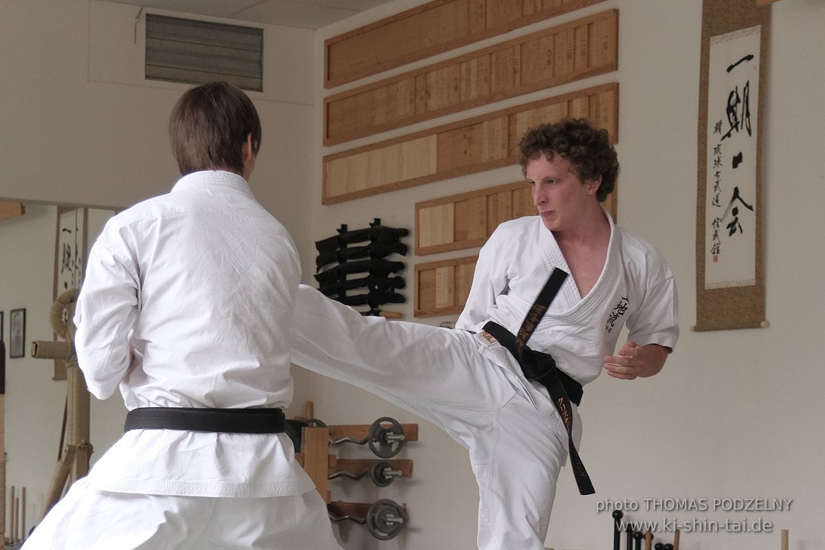 Karate und Kobudo Dan Prüfungen 24.07.2021 Oliver, Ramona, Maria