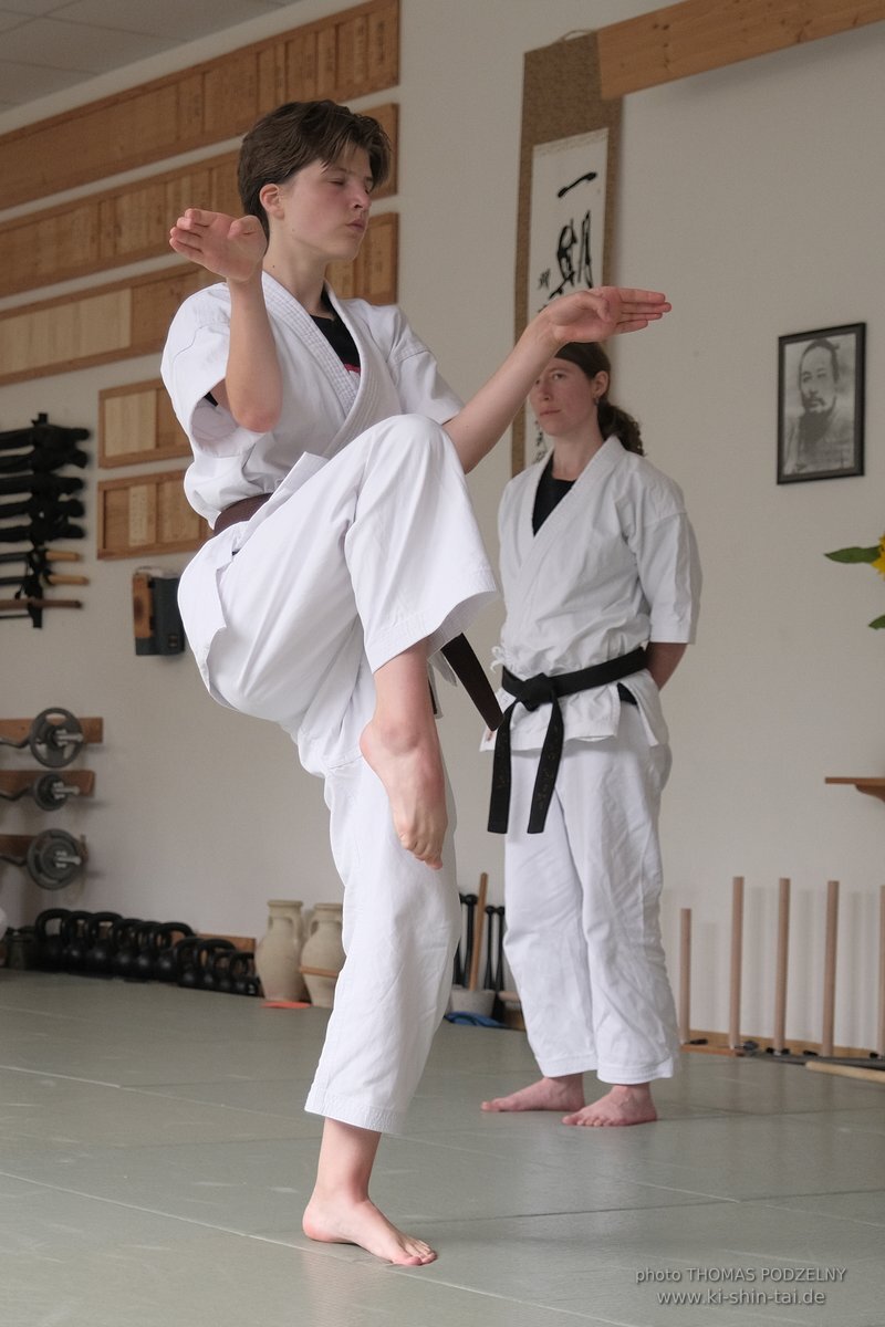Karate und Kobudo Dan Prüfungen 24.07.2021 Oliver, Ramona, Maria