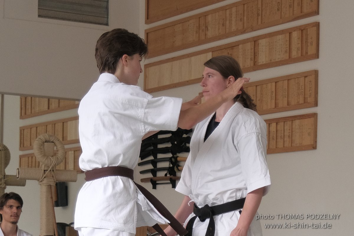 Karate und Kobudo Dan Prüfungen 24.07.2021 Oliver, Ramona, Maria