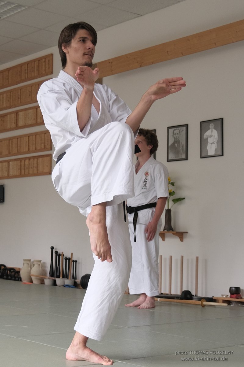 Karate und Kobudo Dan Prüfungen 24.07.2021 Oliver, Ramona, Maria