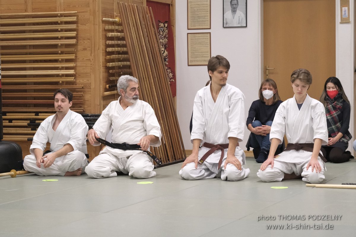 Karate und Kobudo Dan Prüfungen 4.12.2021 (Oliver, Horacio, Ramona, Christian)