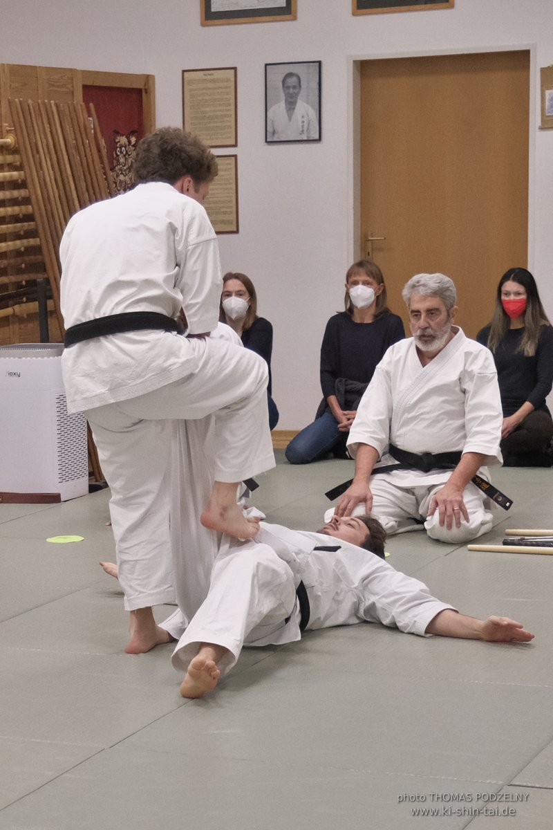 Karate und Kobudo Dan Prüfungen 4.12.2021 (Oliver, Horacio, Ramona, Christian)