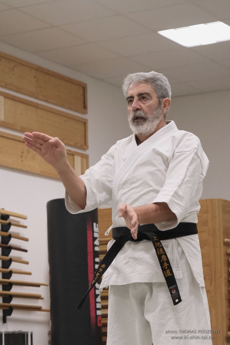 Karate und Kobudo Dan Prüfungen 4.12.2021 (Oliver, Horacio, Ramona, Christian)