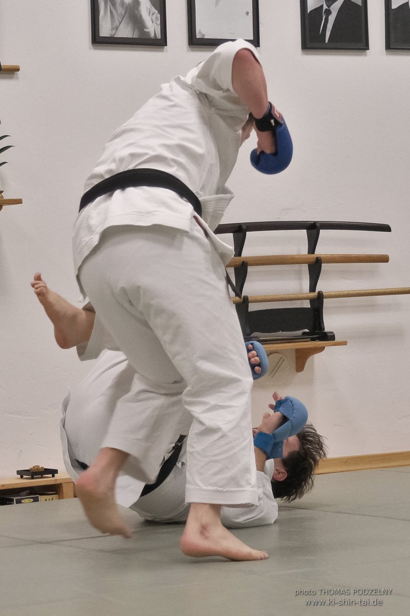 Karate und Kobudo Dan Prüfungen 4.12.2021 (Oliver, Horacio, Ramona, Christian)