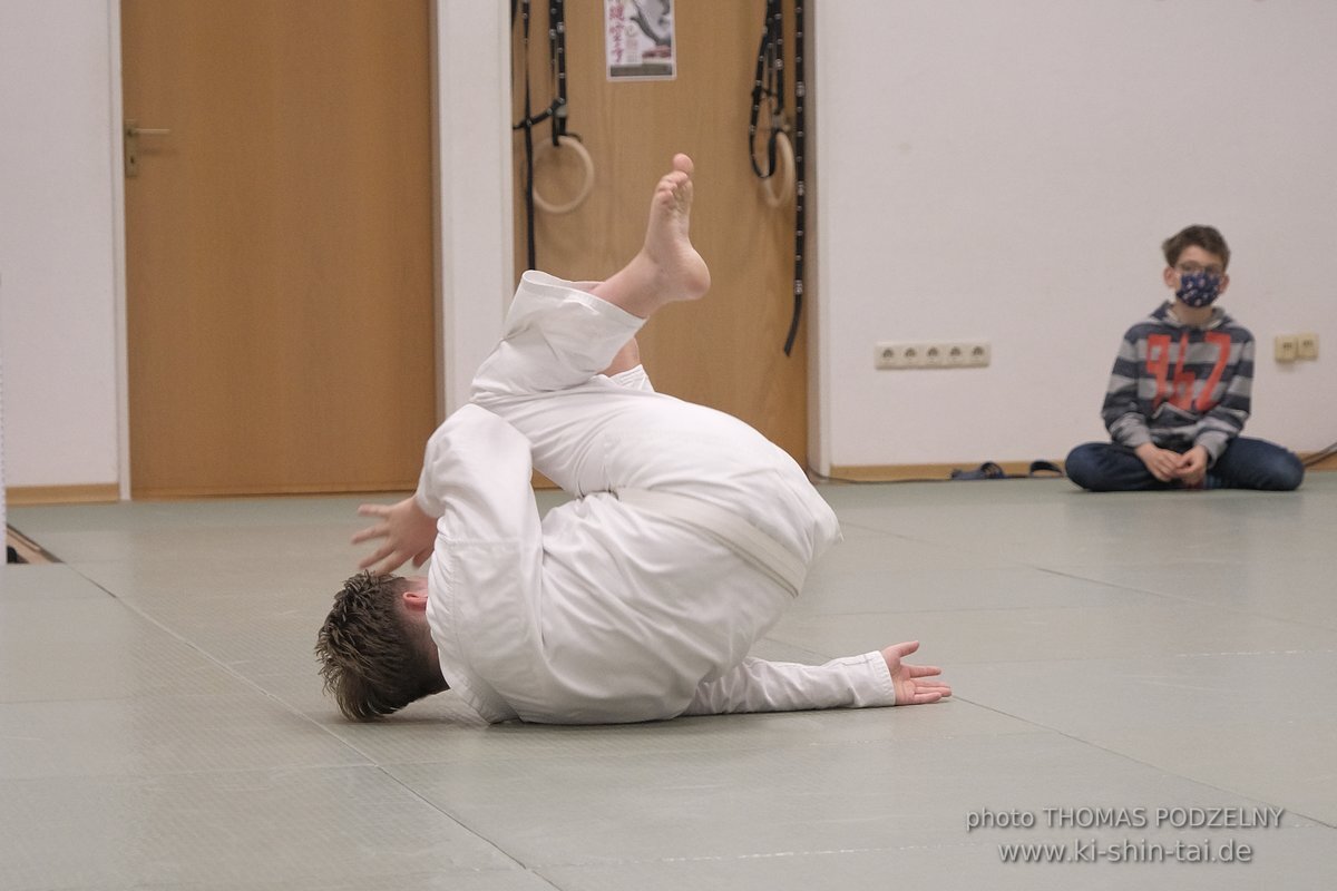 Aikido Kyu Prüfungen 12.12.2021 (Sebastian, Lukas, Alexander, Jan)