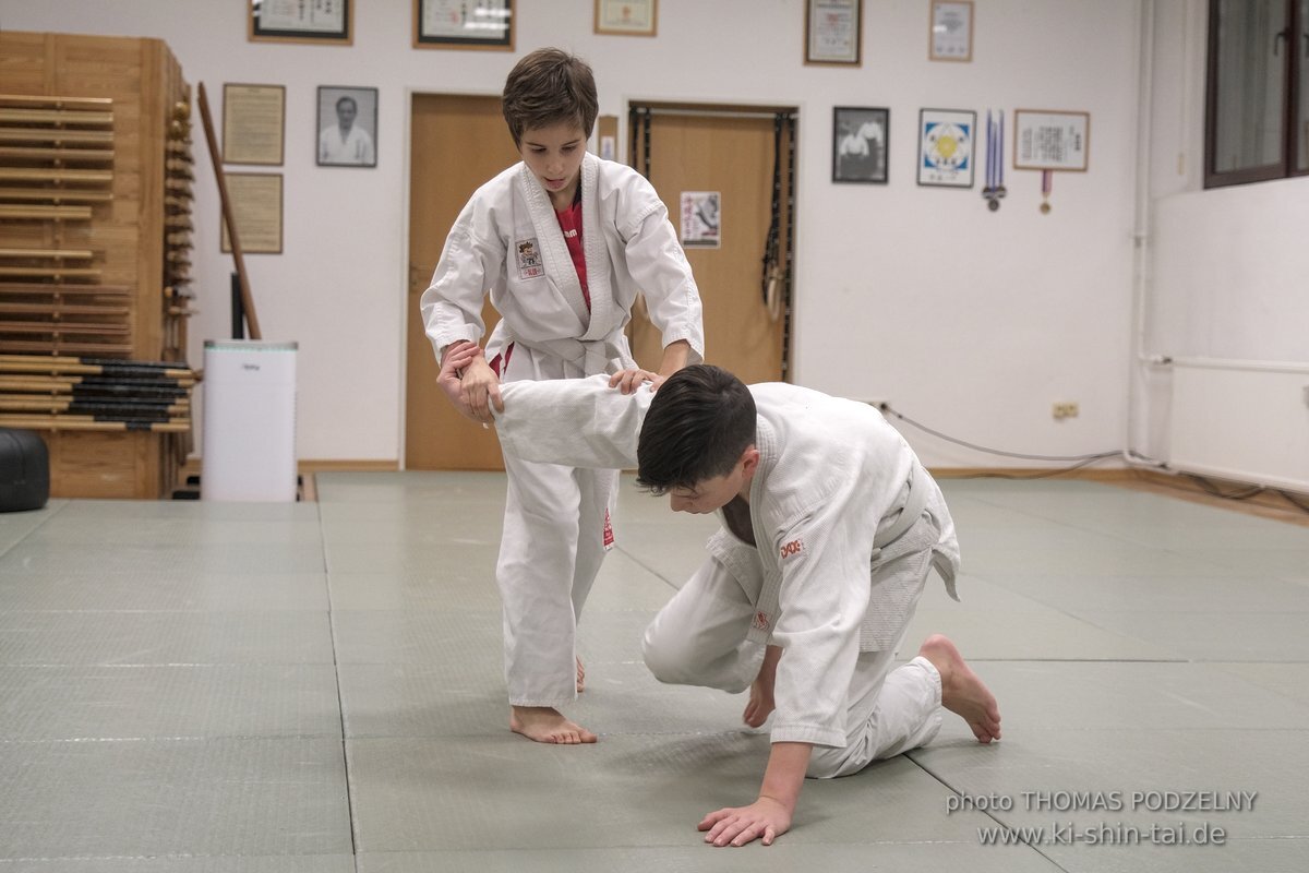 Aikido-Kids Prüfungen 21.12.2021 (Joschka, Reto, Thilo, Philipp)