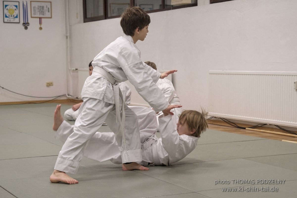 Aikido-Kids Prüfungen 21.12.2021 (Joschka, Reto, Thilo, Philipp)