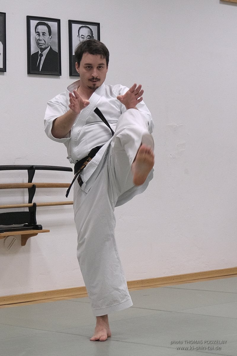 Kobudo und Karate Kyu und Dan Prüfungen 10.12.2022