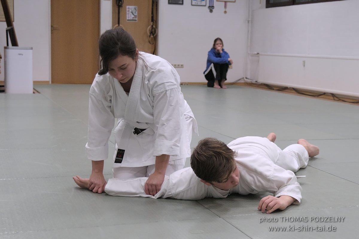 Aikido 6.Kyu Prüfung Laura Wintoch 8.12.2022
