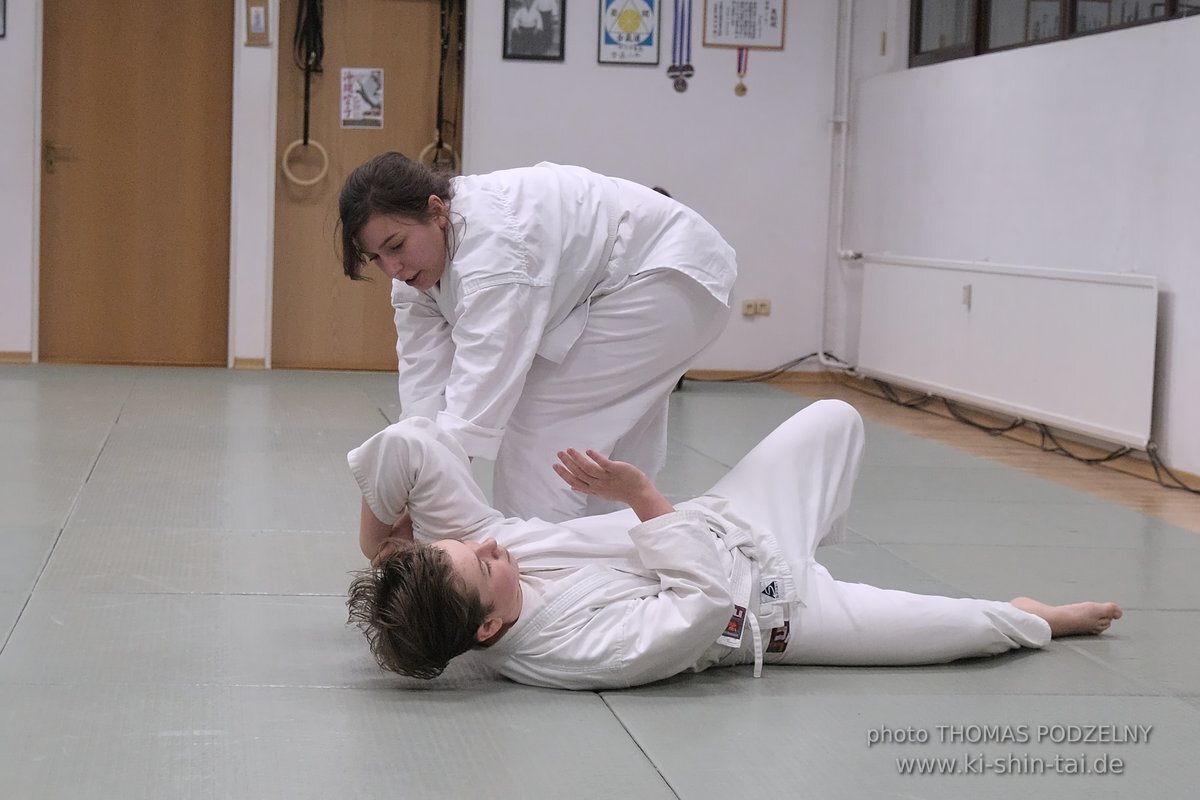 Aikido 6.Kyu Prüfung Laura Wintoch 8.12.2022