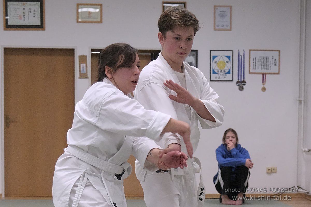 Aikido 6.Kyu Prüfung Laura Wintoch 8.12.2022