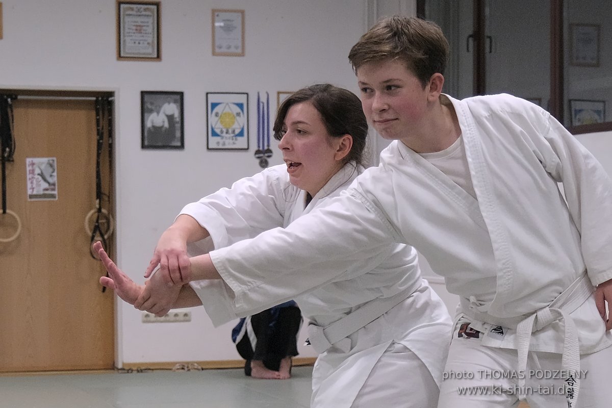 Aikido 6.Kyu Prüfung Laura Wintoch 8.12.2022
