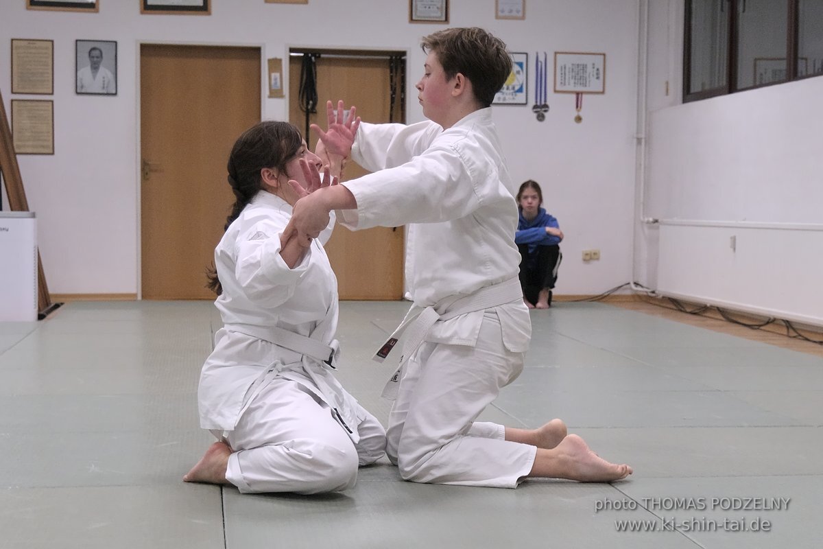 Aikido 6.Kyu Prüfung Laura Wintoch 8.12.2022