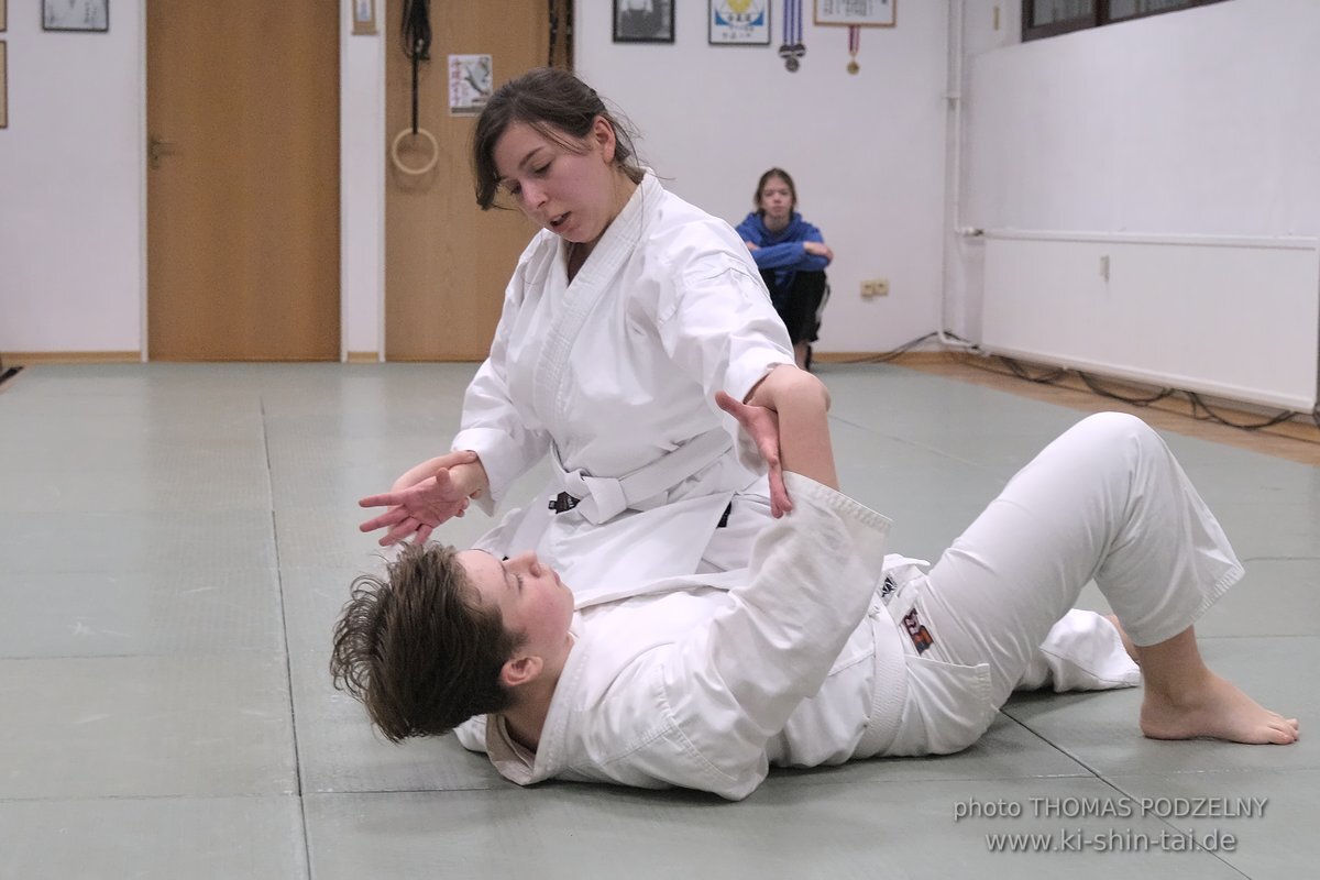 Aikido 6.Kyu Prüfung Laura Wintoch 8.12.2022