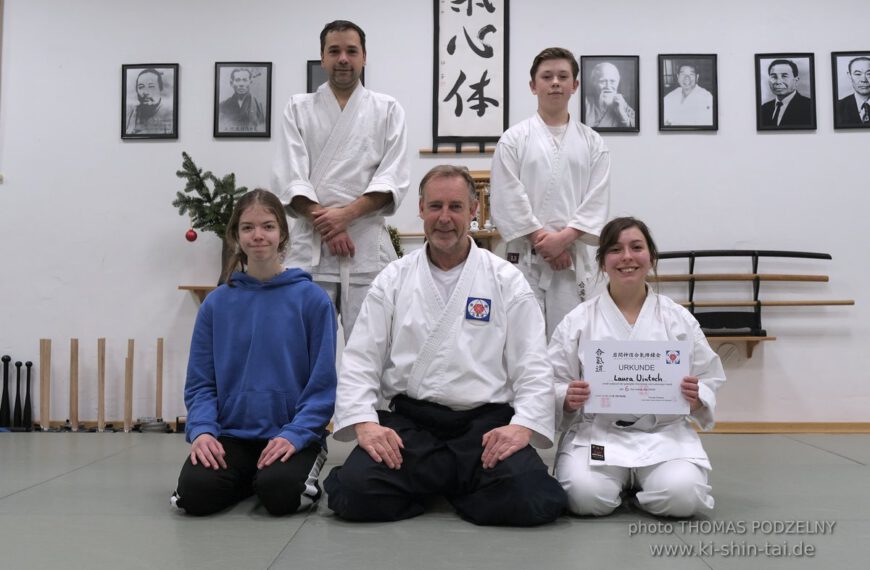 Aikido 6.Kyu Prüfung Laura Wintoch 8.12.2022