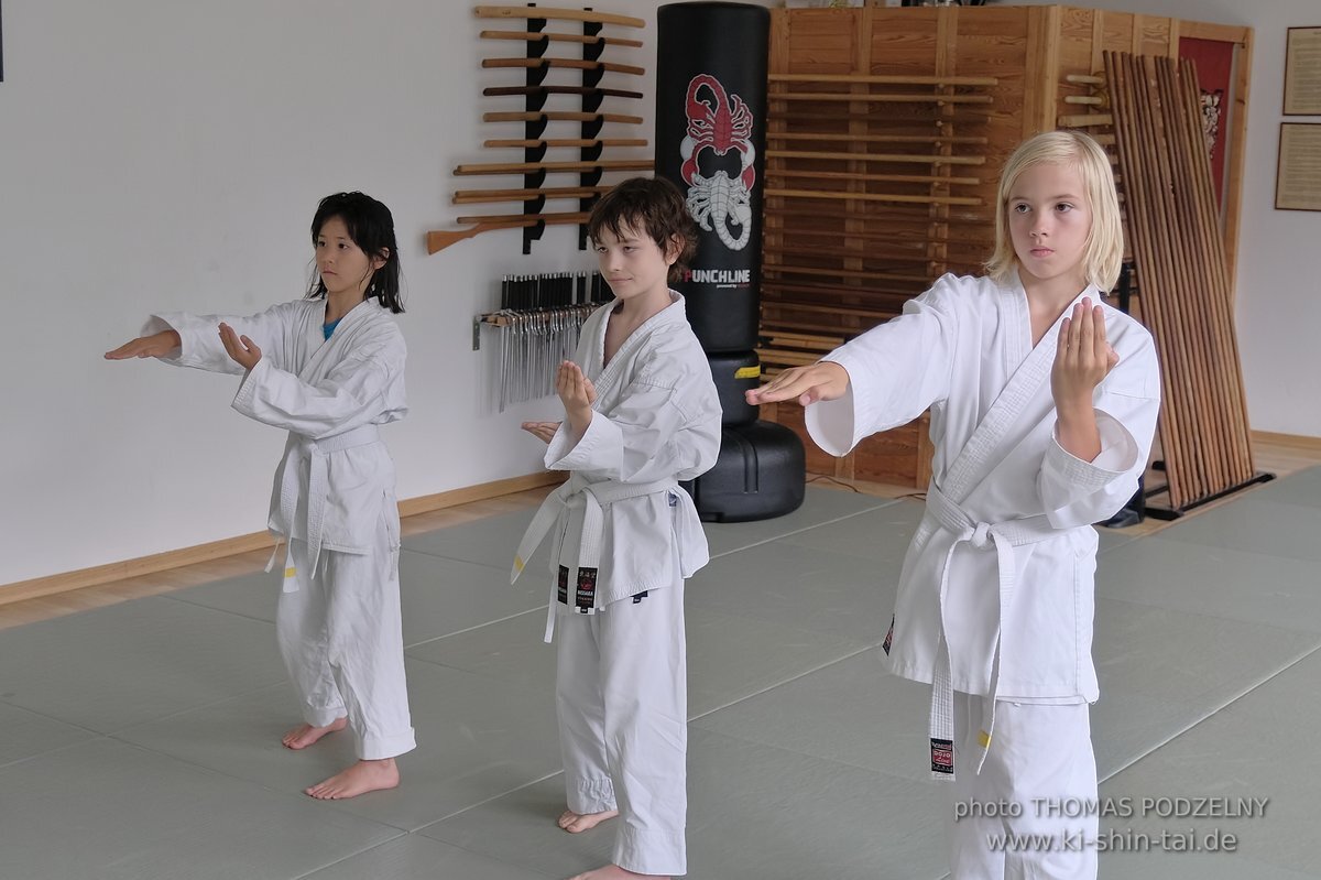 Karate Kids Kyu Prüfungen 24. und 28. Juli 2023