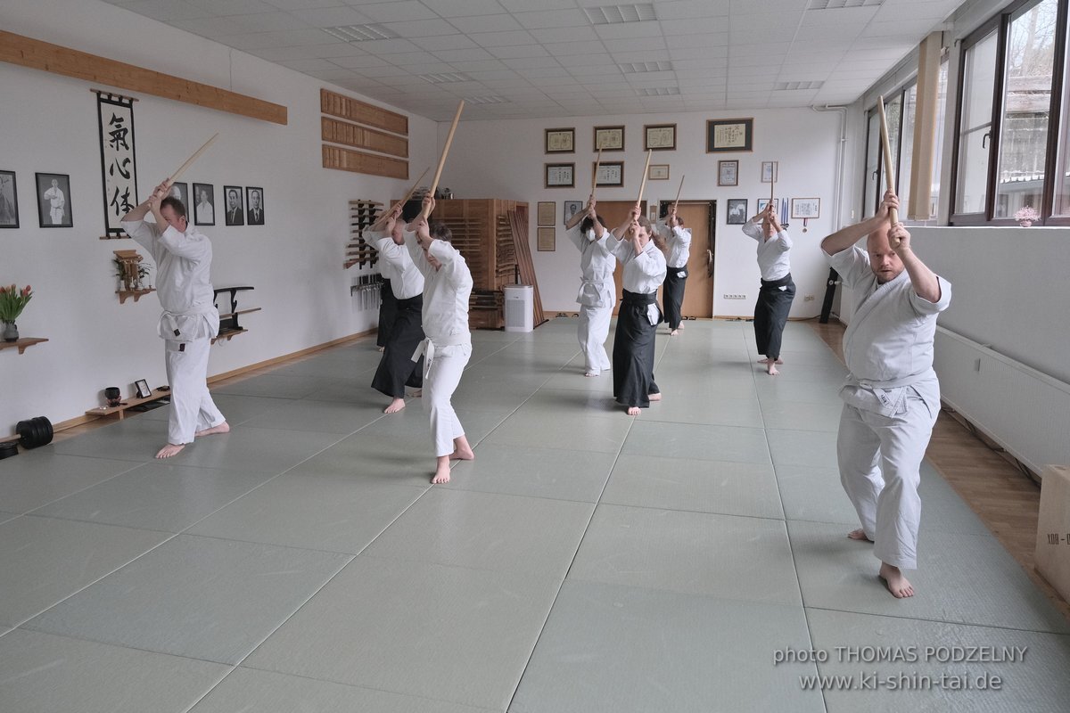 Aikido Intensiv (I) 2023 - Aiki Ken - Thomas Podzelny 5.Dan