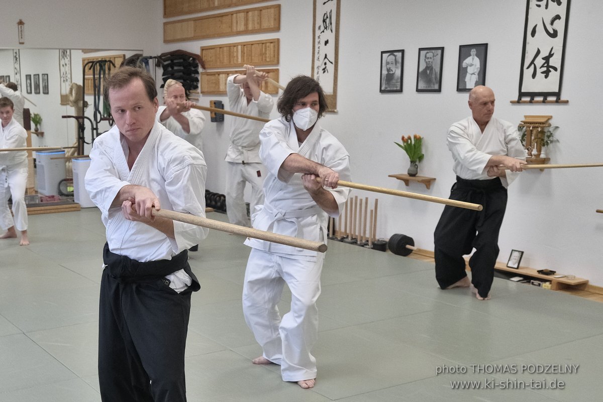 Aikido Intensiv (I) 2023 - Aiki Ken - Thomas Podzelny 5.Dan