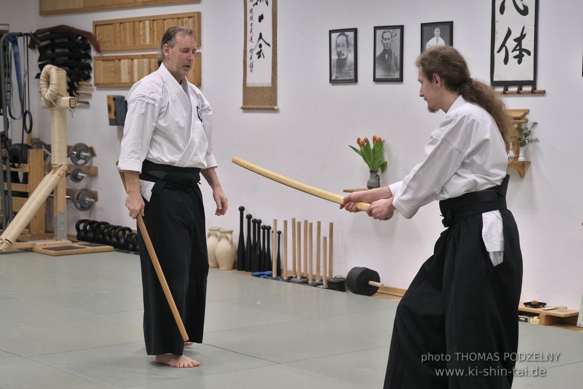 Aikido Intensiv (I) 2023 - Aiki Ken - Thomas Podzelny 5.Dan