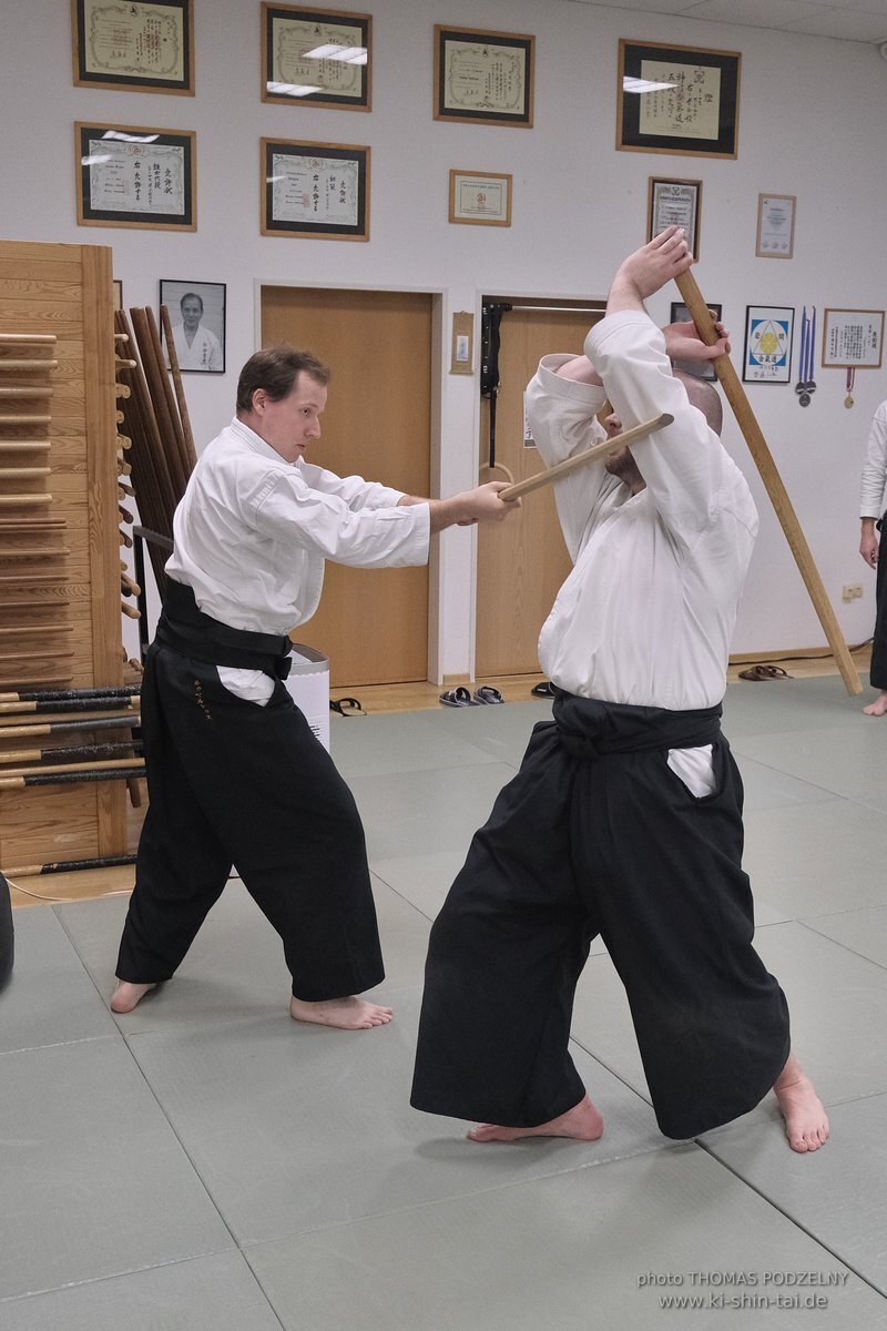 Aikido Intensiv (I) 2023 - Aiki Ken - Thomas Podzelny 5.Dan