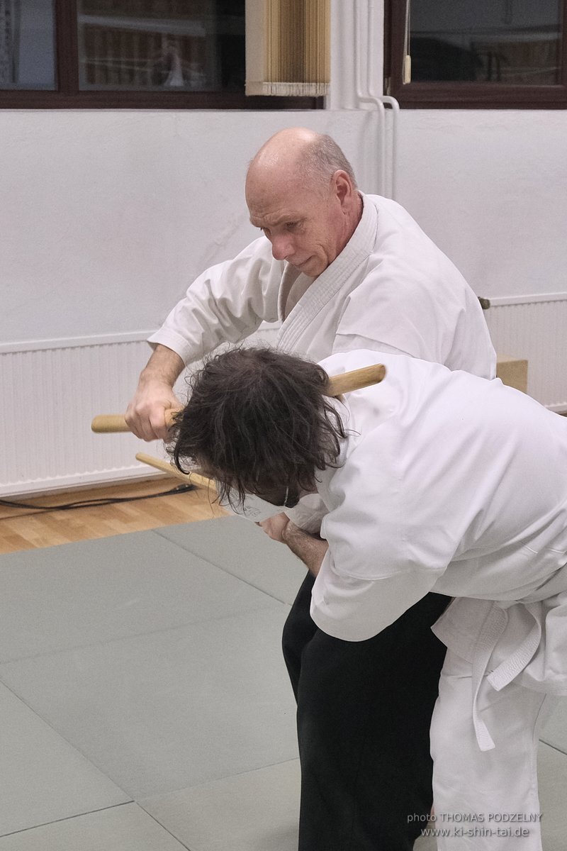 Aikido Intensiv (I) 2023 - Aiki Ken - Thomas Podzelny 5.Dan