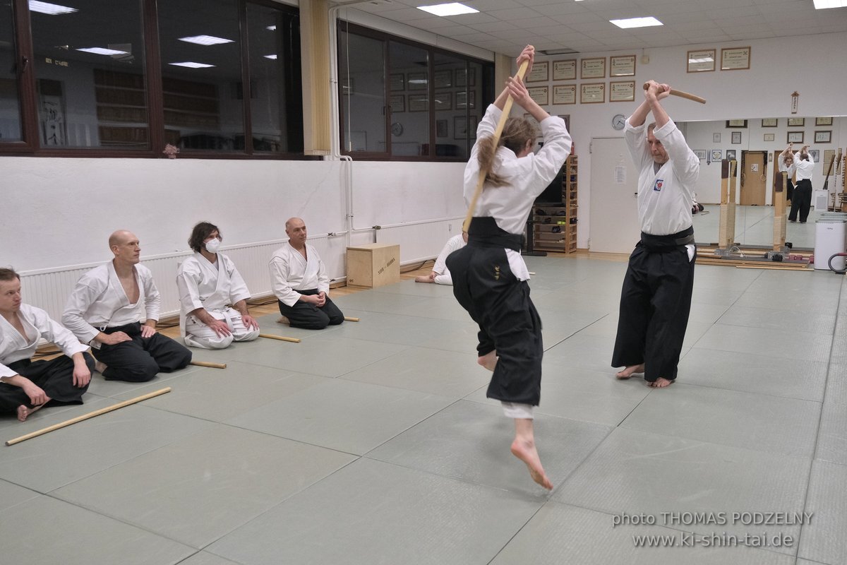 Aikido Intensiv (I) 2023 - Aiki Ken - Thomas Podzelny 5.Dan