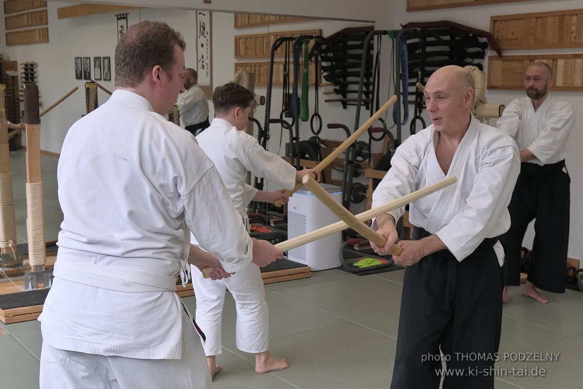 Aikido Intensiv (I) 2023 - Aiki Ken - Thomas Podzelny 5.Dan