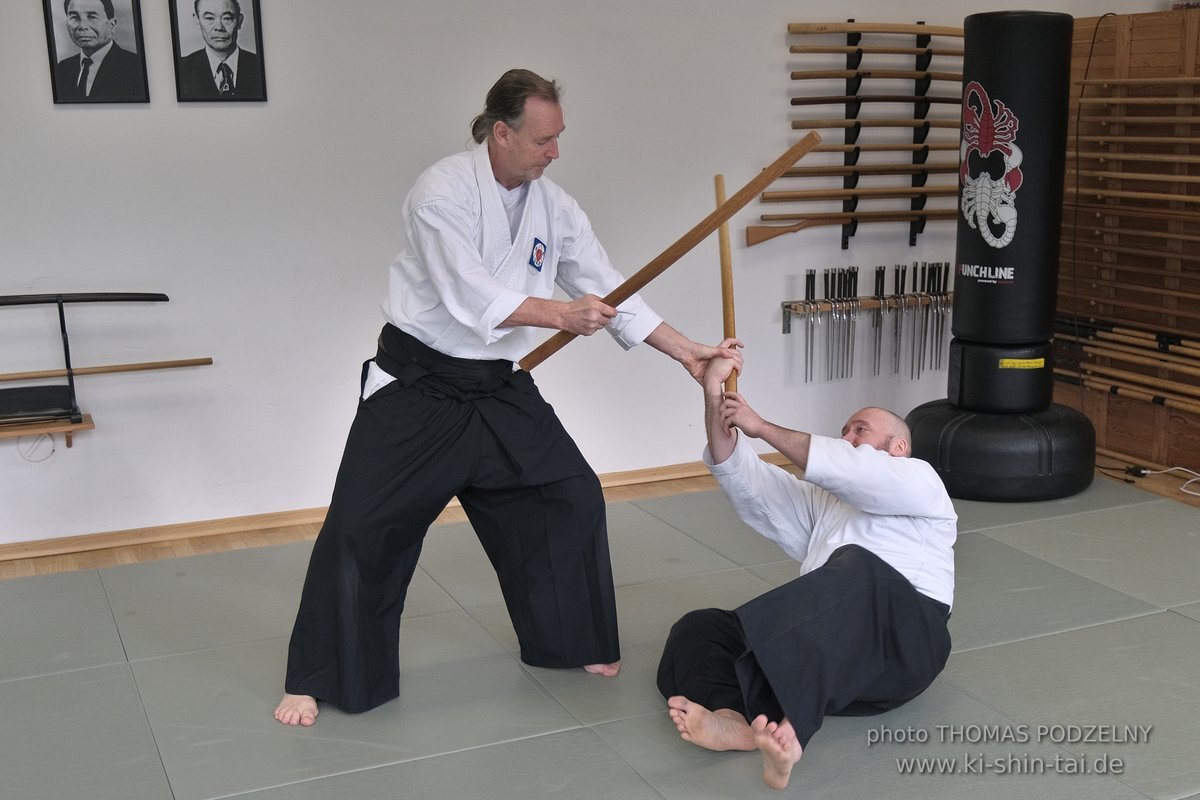 Aikido Intensiv (I) 2023 - Aiki Ken - Thomas Podzelny 5.Dan