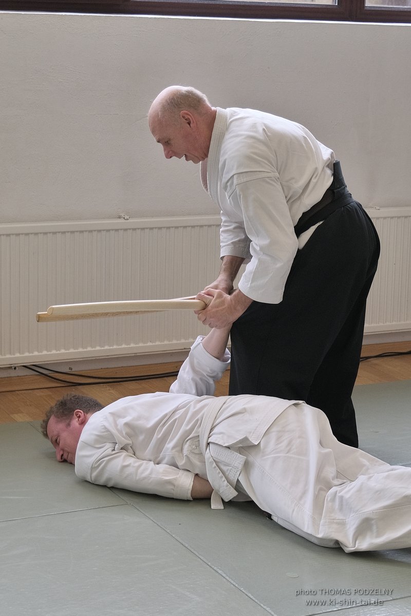 Aikido Intensiv (I) 2023 - Aiki Ken - Thomas Podzelny 5.Dan