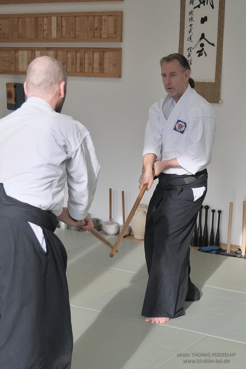 Aikido Intensiv (I) 2023 - Aiki Ken - Thomas Podzelny 5.Dan