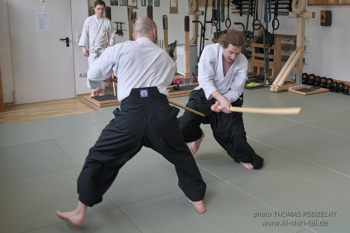 Aikido Intensiv (I) 2023 - Aiki Ken - Thomas Podzelny 5.Dan