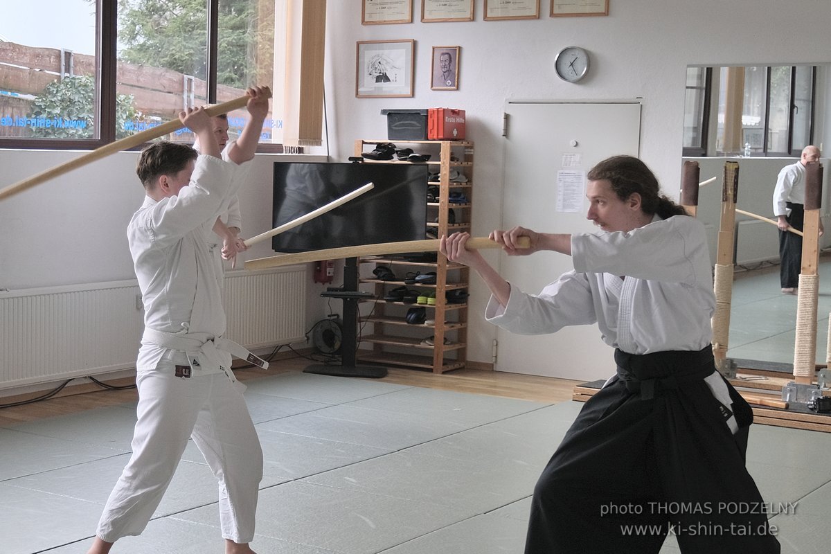 Aikido Intensiv (I) 2023 - Aiki Ken - Thomas Podzelny 5.Dan