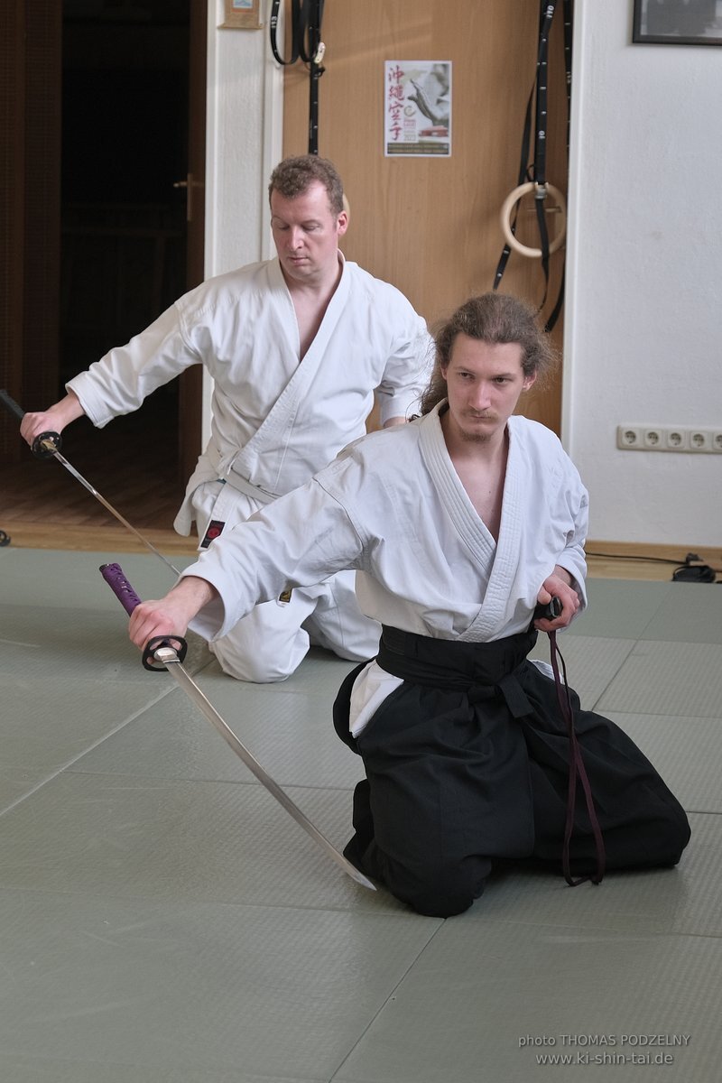 Aikido Intensiv (I) 2023 - Aiki Ken - Thomas Podzelny 5.Dan