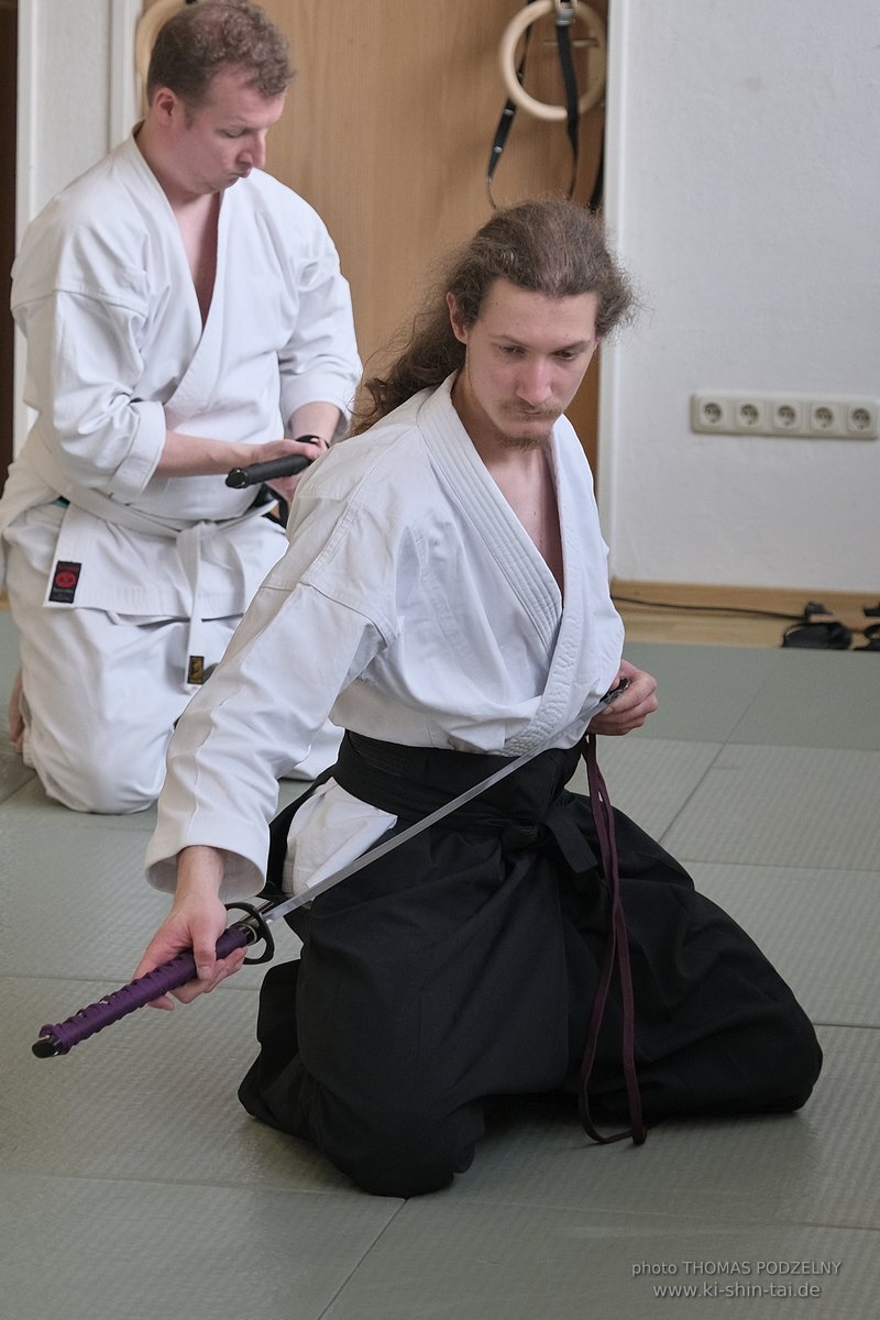 Aikido Intensiv (I) 2023 - Aiki Ken - Thomas Podzelny 5.Dan