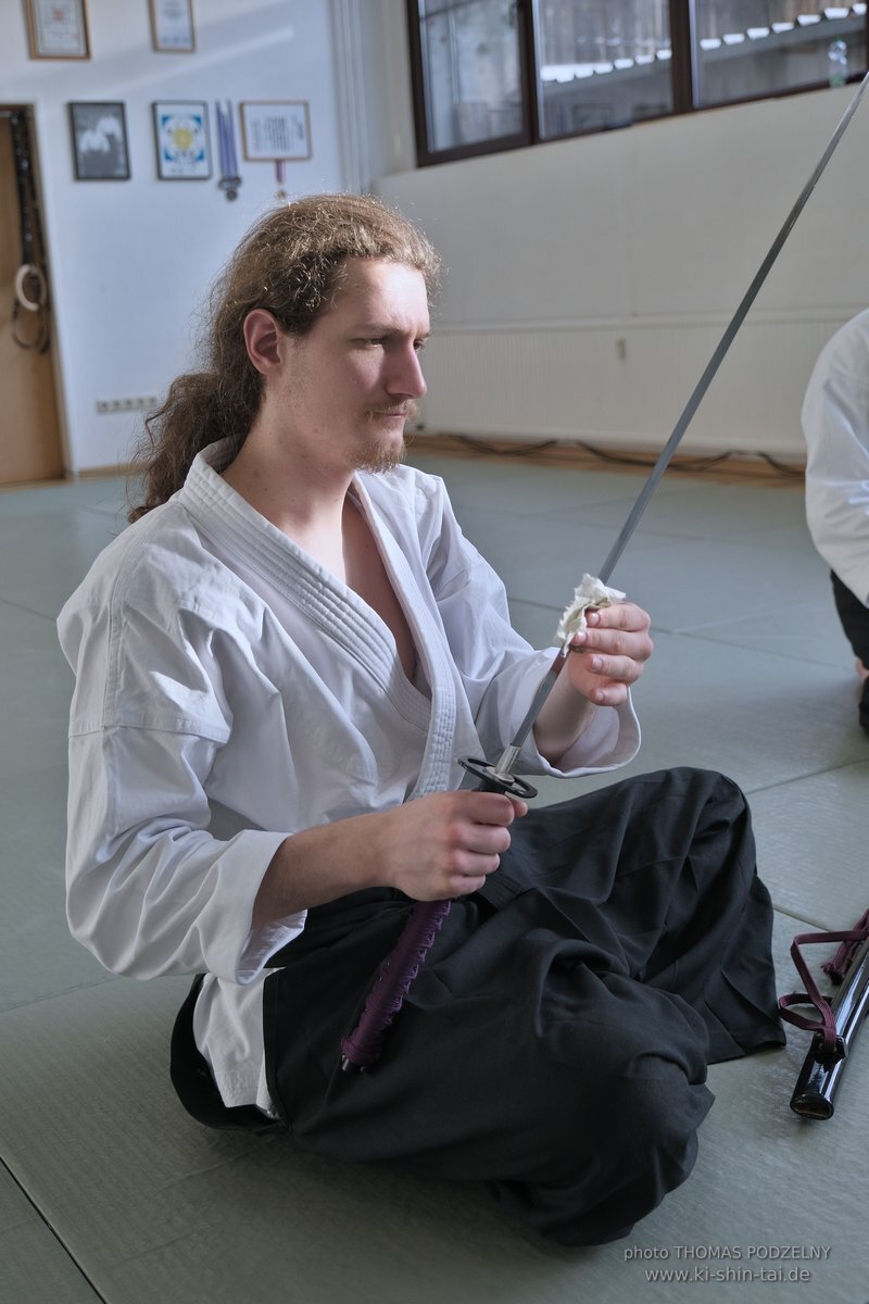 Aikido Intensiv (I) 2023 - Aiki Ken - Thomas Podzelny 5.Dan