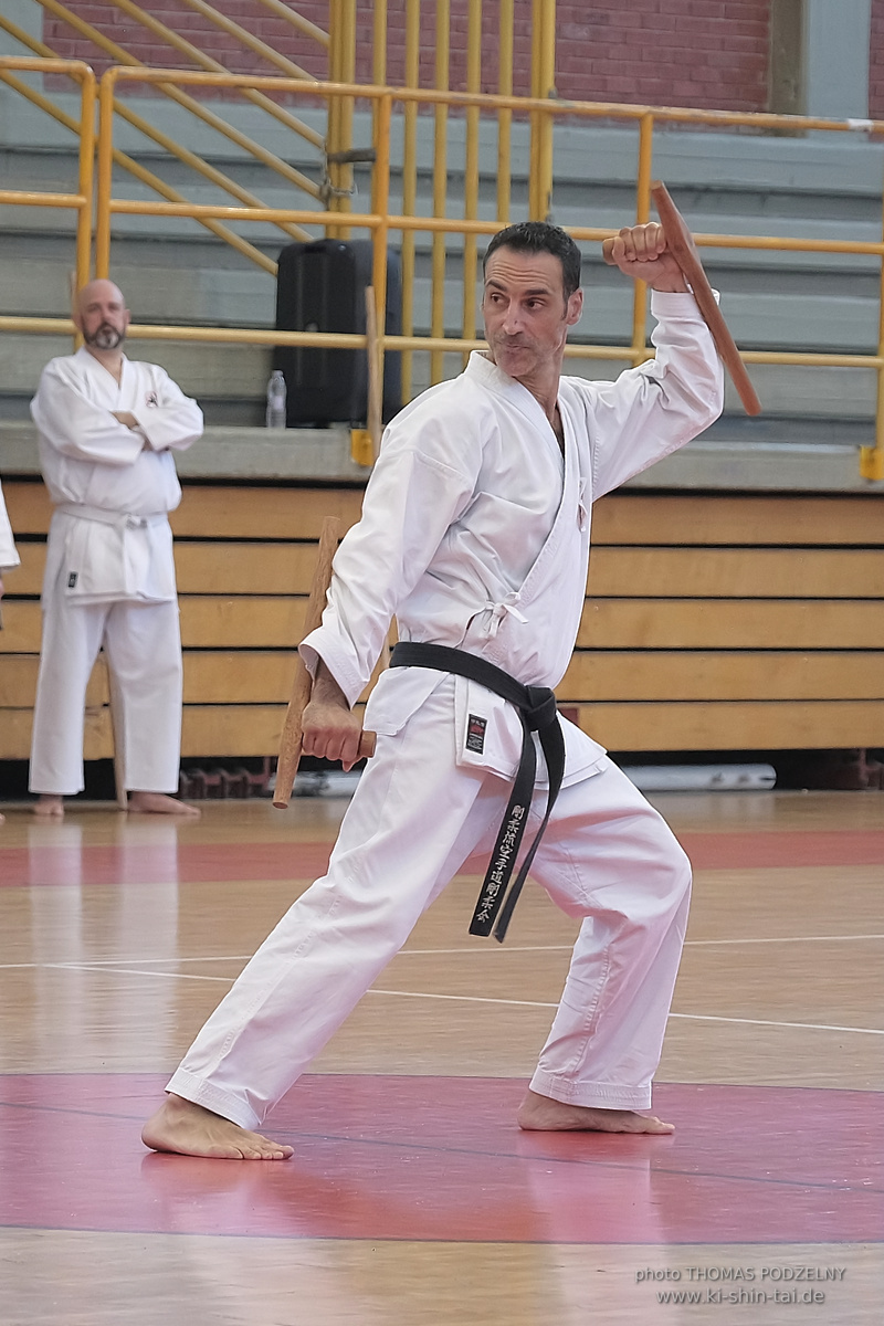 Ryûkyû Kobudô Lehrgang mit Kaichô Hiroshi Akamine in Athen 4.-6.7.2025