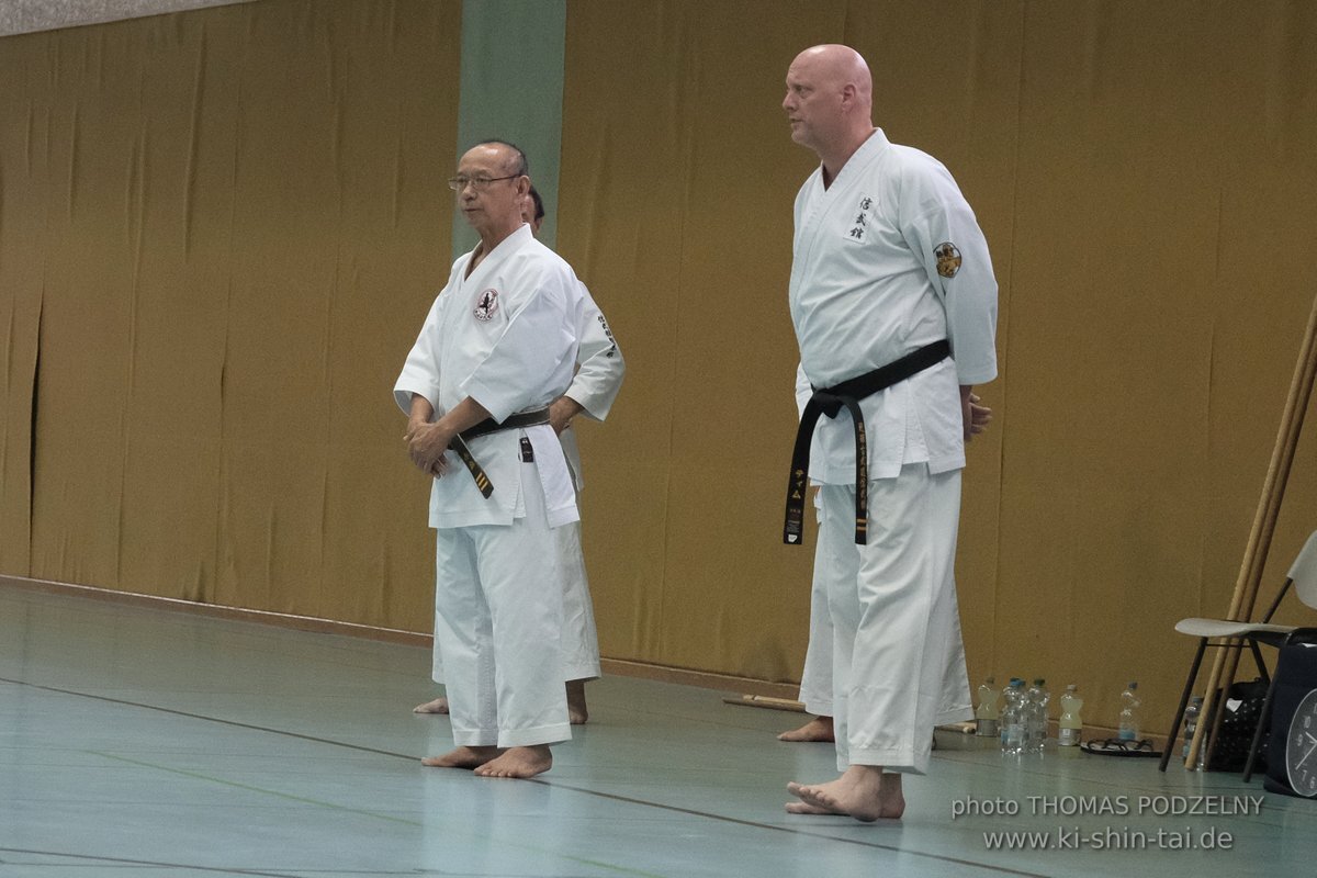 Ryukyu Kobudo Lehrgang mit Kaicho Hiroshi Akamine 9.Dan aus Okinawa in Erlangen 8.-11.9.2022