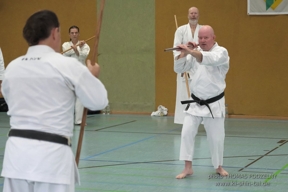 Ryukyu Kobudo Lehrgang mit Kaicho Hiroshi Akamine 9.Dan aus Okinawa in Erlangen 8.-11.9.2022