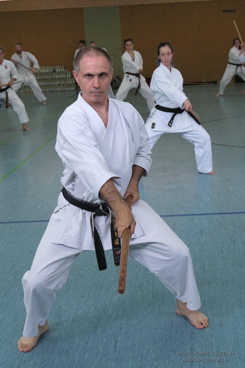 Ryukyu Kobudo Lehrgang mit Kaicho Hiroshi Akamine 9.Dan aus Okinawa in Erlangen 8.-11.9.2022