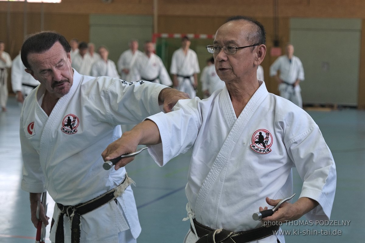 Ryukyu Kobudo Lehrgang mit Kaicho Hiroshi Akamine 9.Dan aus Okinawa in Erlangen 8.-11.9.2022