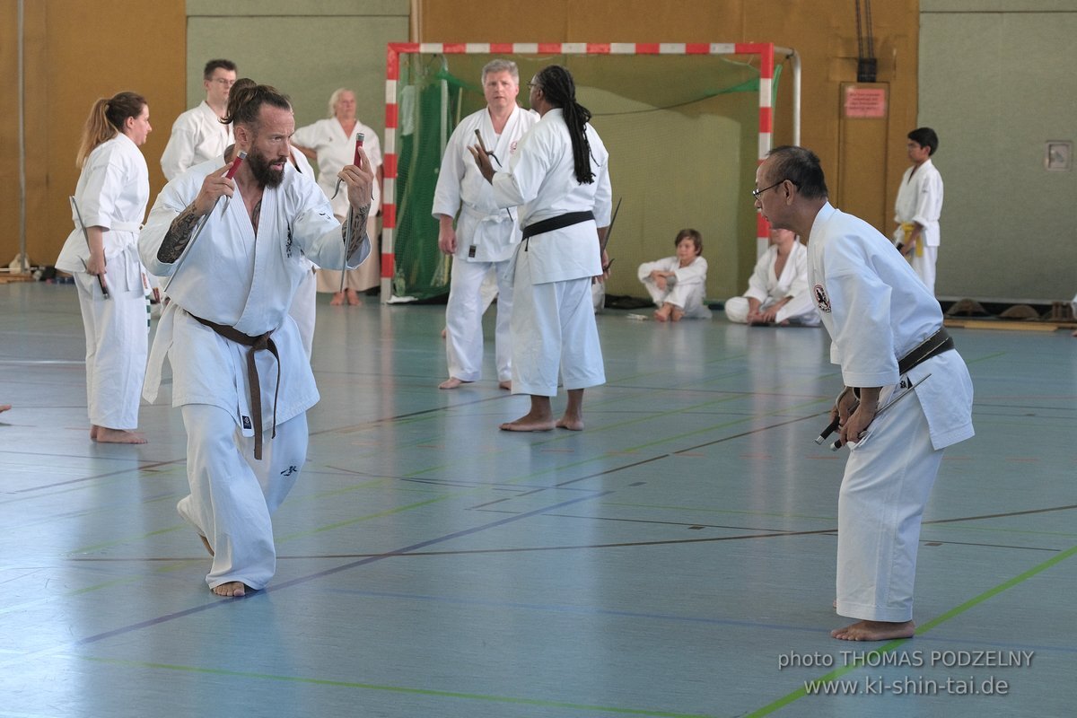 Ryukyu Kobudo Lehrgang mit Kaicho Hiroshi Akamine 9.Dan aus Okinawa in Erlangen 8.-11.9.2022