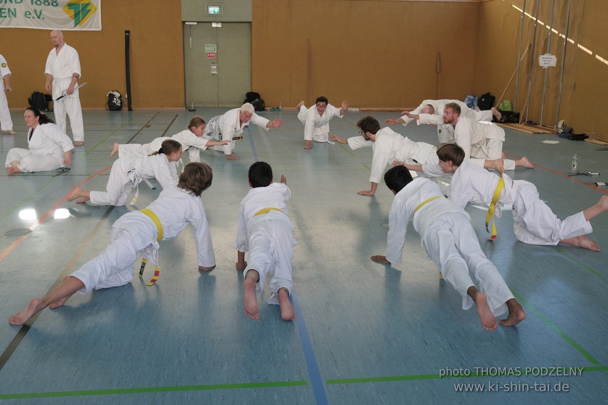 Ryukyu Kobudo Lehrgang mit Kaicho Hiroshi Akamine 9.Dan aus Okinawa in Erlangen 8.-11.9.2022