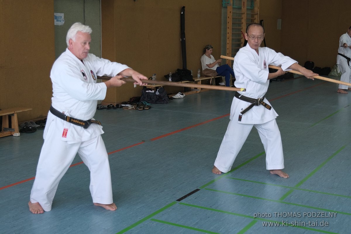 Ryukyu Kobudo Lehrgang mit Kaicho Hiroshi Akamine 9.Dan aus Okinawa in Erlangen 8.-11.9.2022