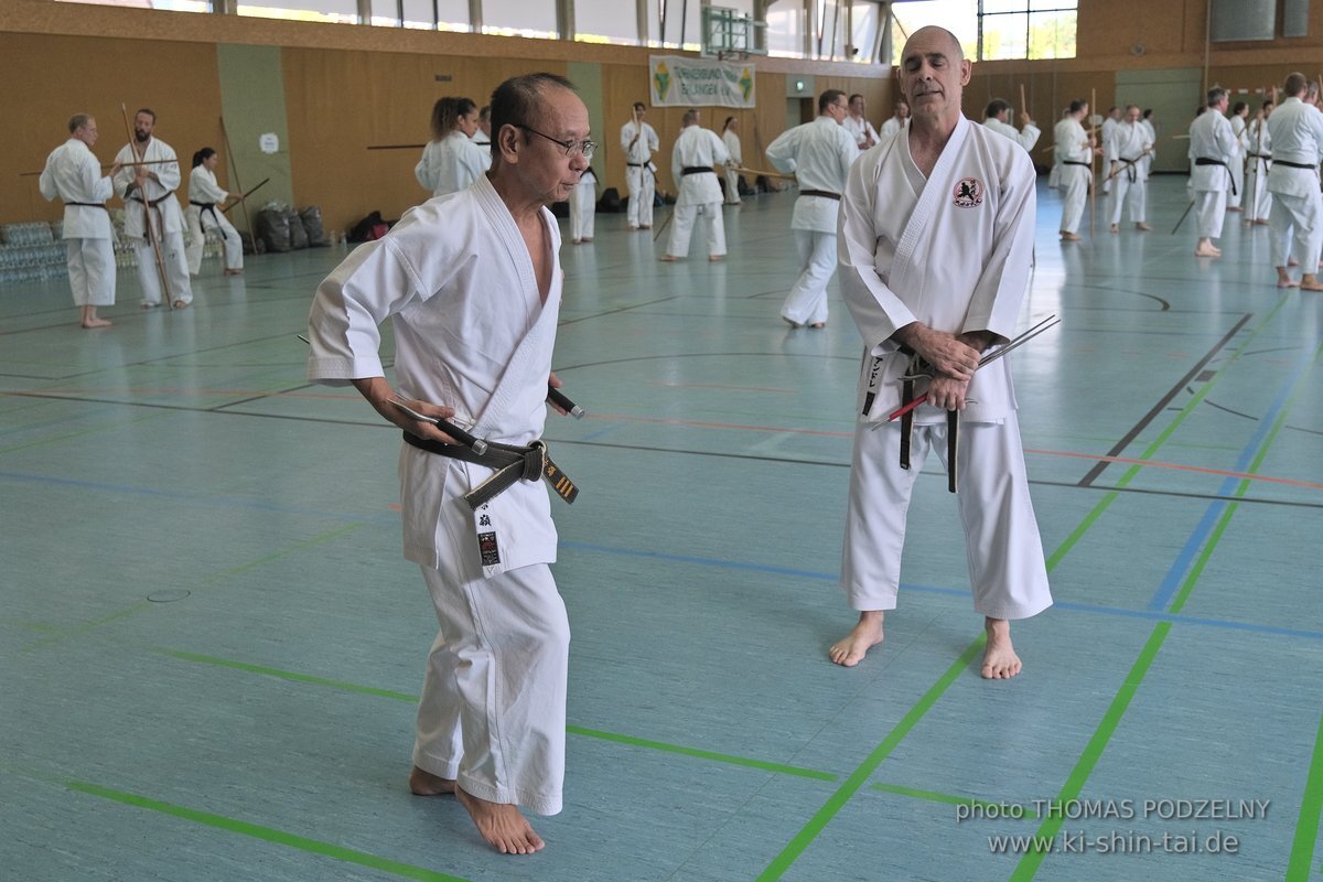 Ryukyu Kobudo Lehrgang mit Kaicho Hiroshi Akamine 9.Dan aus Okinawa in Erlangen 8.-11.9.2022