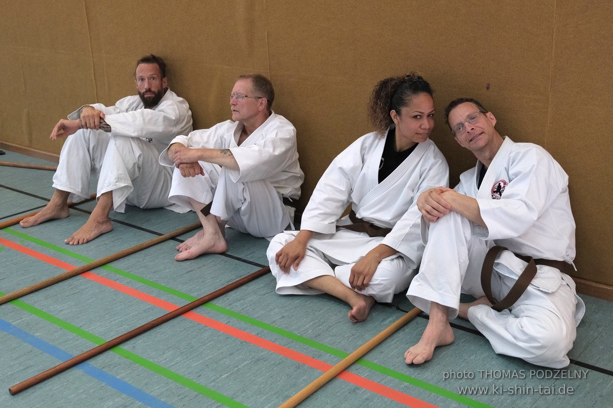 Ryukyu Kobudo Lehrgang mit Kaicho Hiroshi Akamine 9.Dan aus Okinawa in Erlangen 8.-11.9.2022