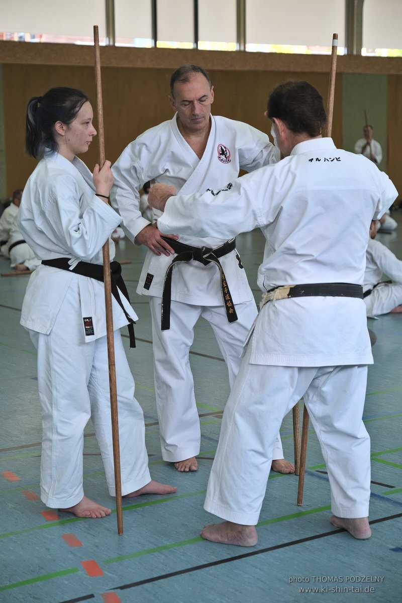 Ryukyu Kobudo Lehrgang mit Kaicho Hiroshi Akamine 9.Dan aus Okinawa in Erlangen 8.-11.9.2022