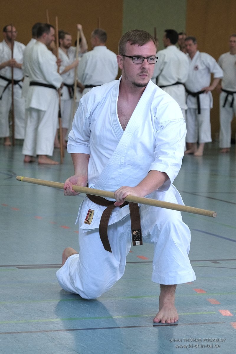 Ryukyu Kobudo Lehrgang mit Kaicho Hiroshi Akamine 9.Dan aus Okinawa in Erlangen 8.-11.9.2022