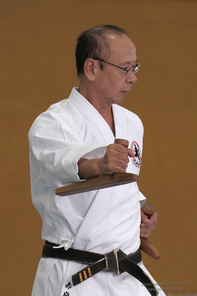 Ryukyu Kobudo Lehrgang mit Kaicho Hiroshi Akamine 9.Dan aus Okinawa in Erlangen 8.-11.9.2022